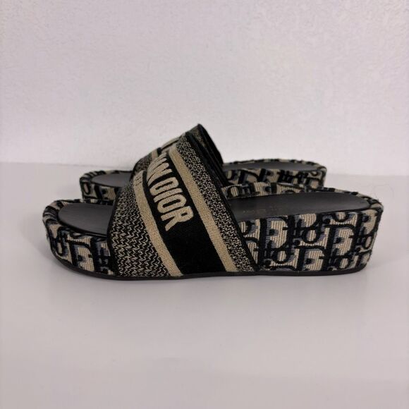 Christian Dior Dway Cloth Embroidered Black Platform Slide Sandals Size 38 - Picture 4 of 12